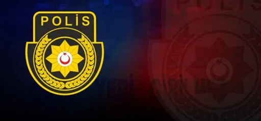 Zanlıların tutuklanmasına ilişkin soruşturma kapsamında ele geçirilen hintkenevir bitkisi ve polis ekipleri