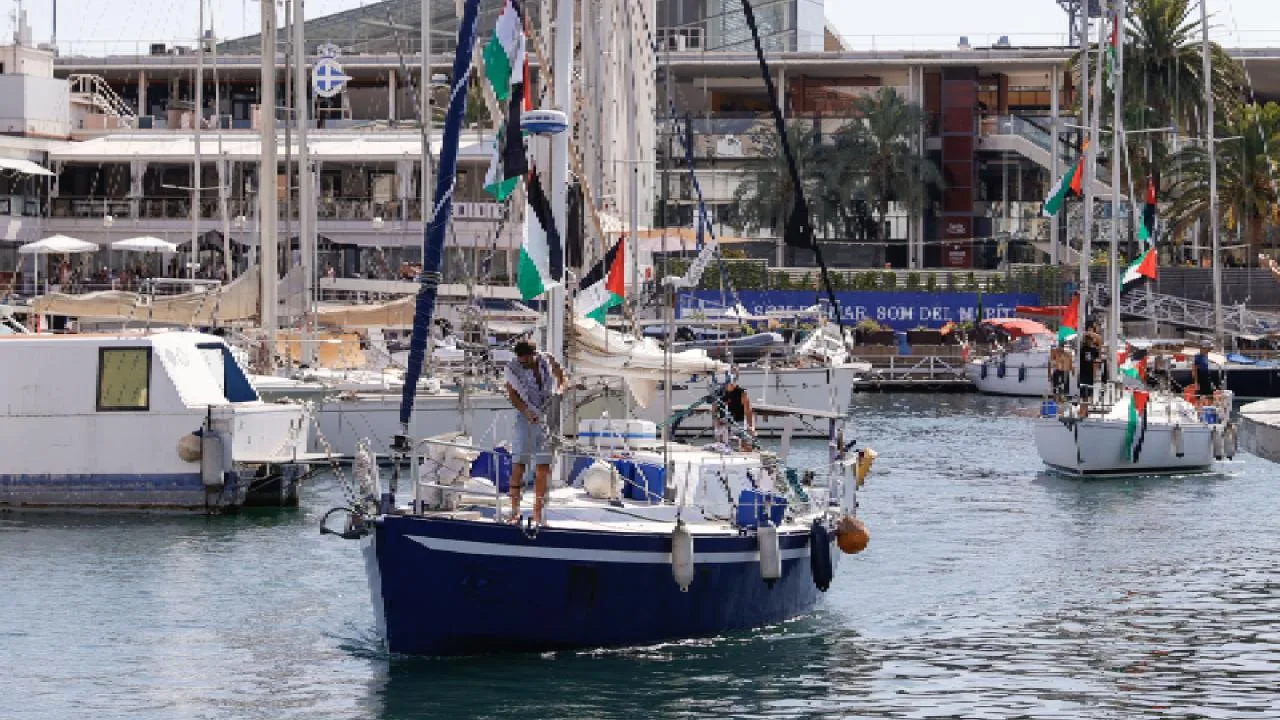 Akdeniz'de bir grup yelkenli tekne, İsrail ablukasını kırma ve Filistin ile dayanışma amaçlı birlikte seyir halinde