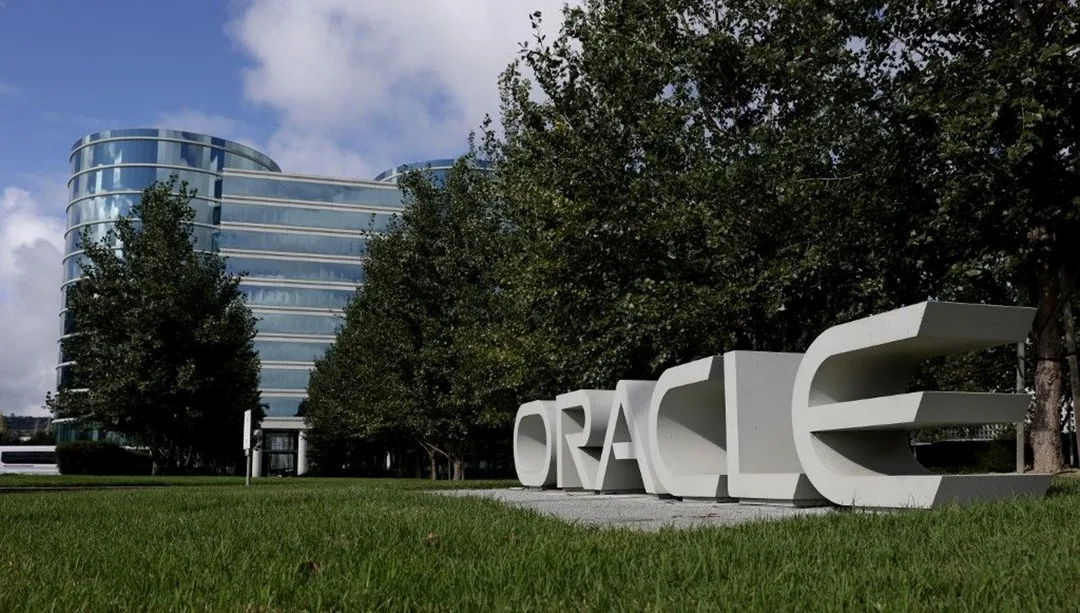 Haber başlığı: Google duyurdu: Oracle'a siber saldırıda onlarca şirketin verisi sızdırıldı