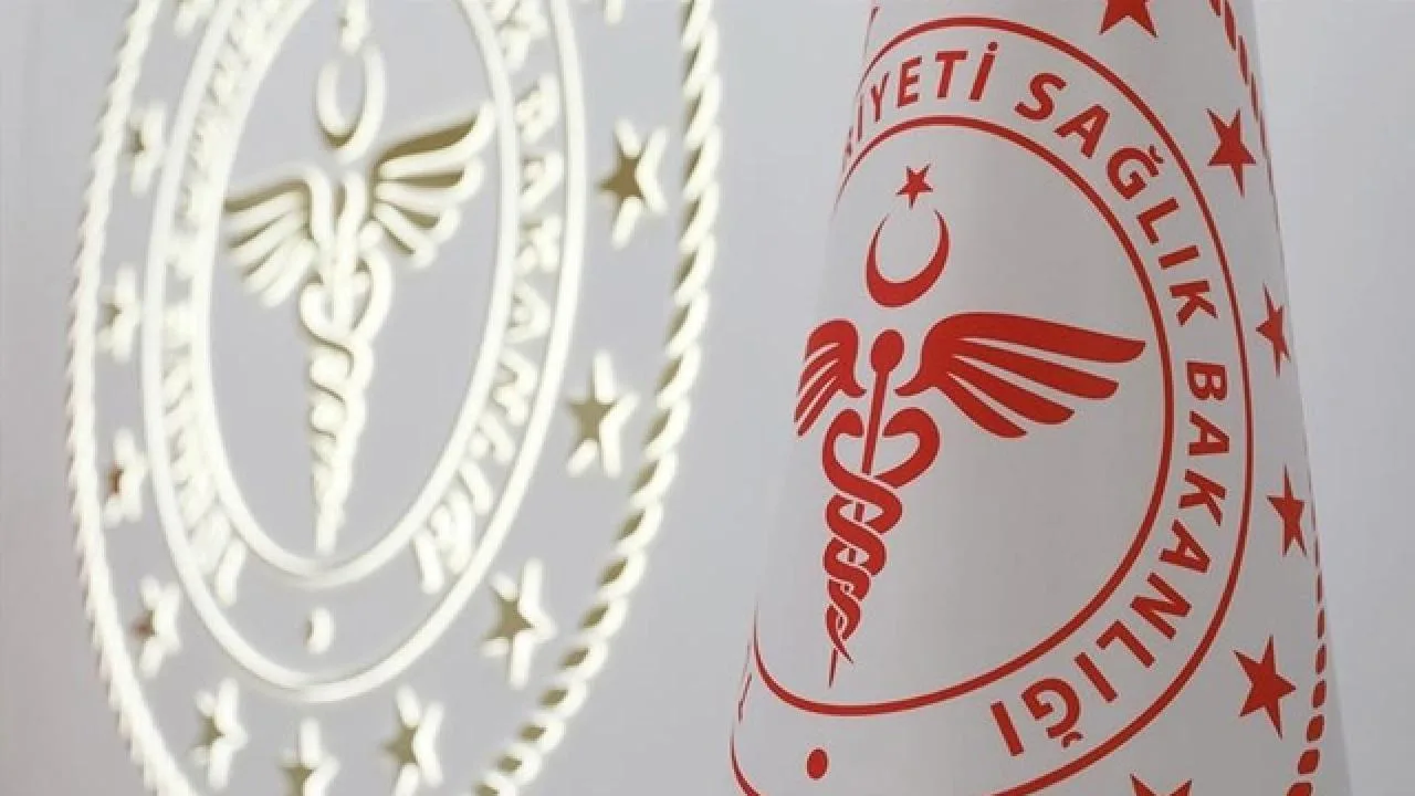 Sağlık Bakanlığı logosu ve duyuru metni yer alan ilan görseli