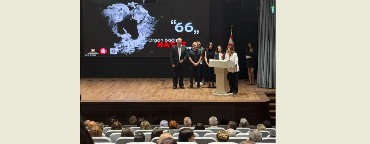BRT yapımı "66" belgeselinin ilk gösterimine katılan izleyiciler ve yapım ekibi