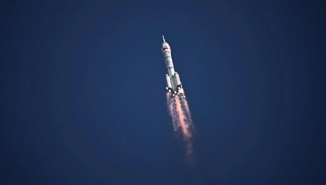 Shenzhou-20 uzay aracına yönelik başlatılacak büyük kurtarma operasyonuna ilişkin hazırlık görüntüsü