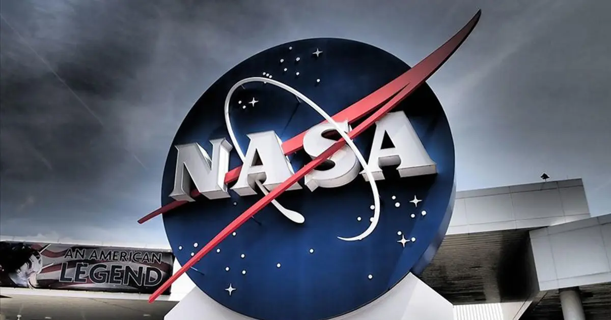 NASA değerlendirmesiyle gerçekçi ve hatalı bulunan bilimkurgu filmlerine atıfta bulunan görsel
