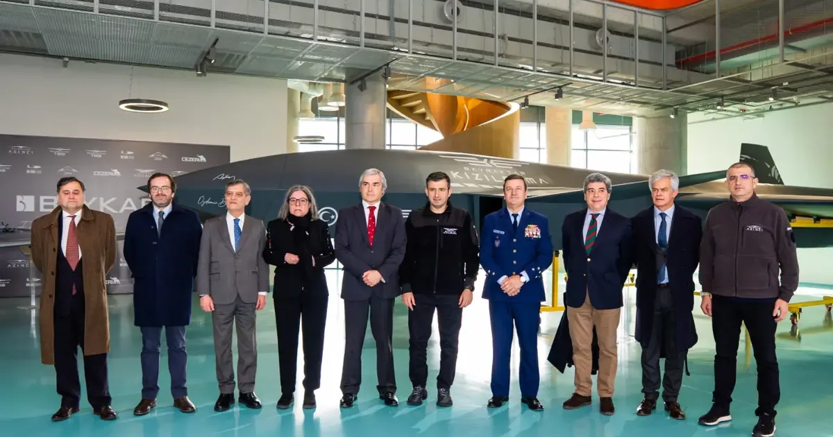 Portekiz Savunma Bakanı Melo, KIZILELMA programını överken konuşma yapıyor