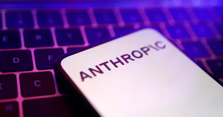 Anthropic logosu veya otonom drone konseptini çağrıştıran, teknolojik ve askeri öğeler içeren kompozisyon