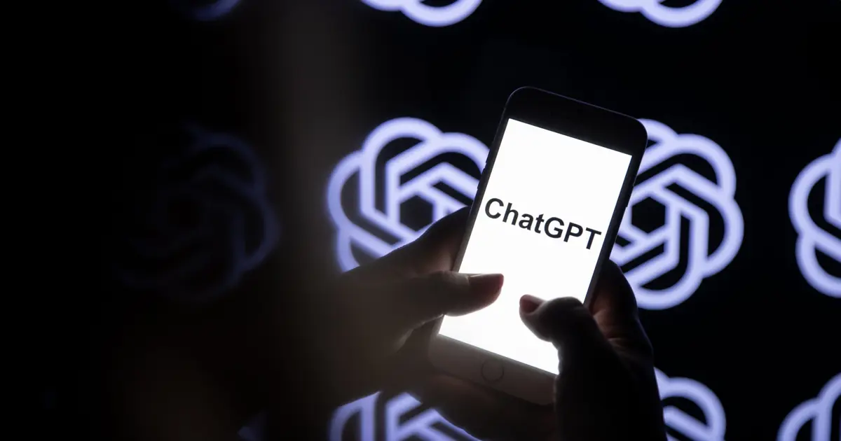 ChatGPT başlığı ve kişisel veri uyumsuzluğu vurgusunu gösteren haber görseli