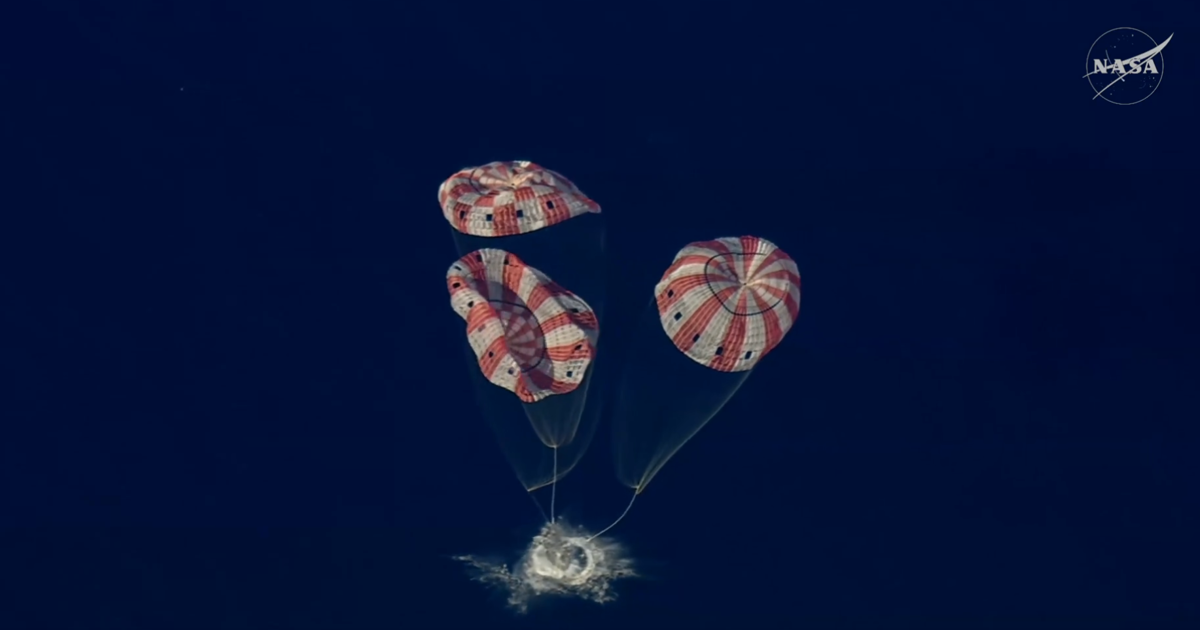 Dört astronotun Dünya’ya inişini gösteren görüntü