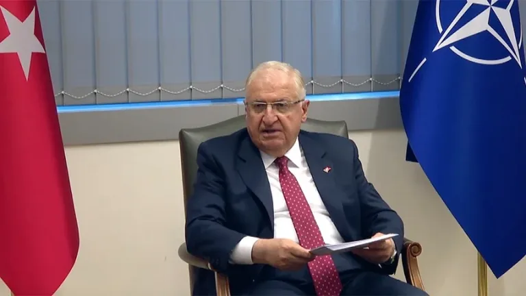 Fransa ile GKRY arasındaki anlaşmanın uluslararası hukuka aykırı olduğunu belirten başlık yazısı