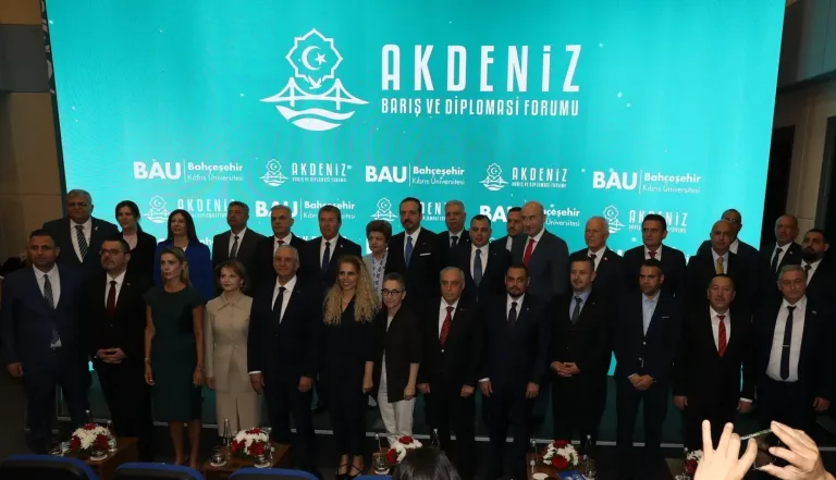 Kıbrıs’ta iki devlet gerçeğinin kabul edilmesine ilişkin başlık yazısı