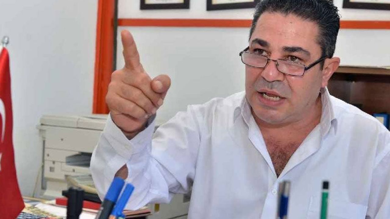 Narenciye üreticileri için ödeme zamanına ilişkin belirsizliği vurgulayan haber başlığı yazılı gazete veya ekran görüntüsü