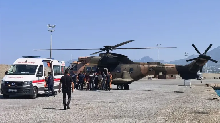 Sivil Savunma ekipleri arama-tarama çalışmalarını sürdürüyor