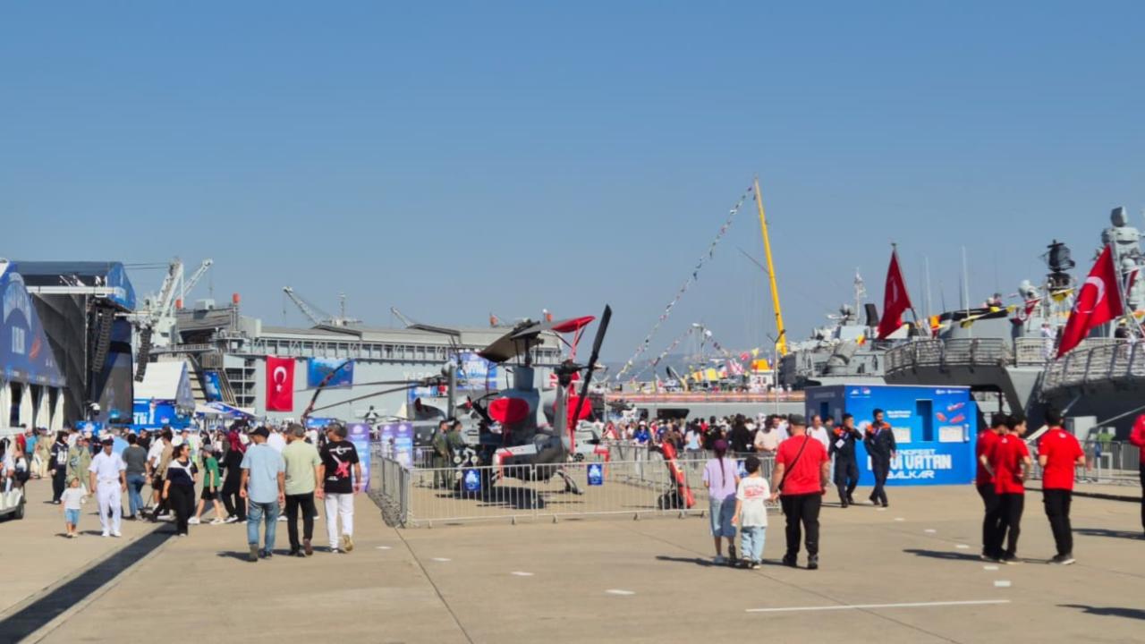 TEKNOFEST Mavi Vatan etkinliğinin ikinci gününe ilişkin sahne veya katılımcılar