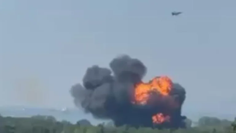 Yalova'da eğitim uçuşu sırasında düşen F16 jetine ilişkin haber görseli
