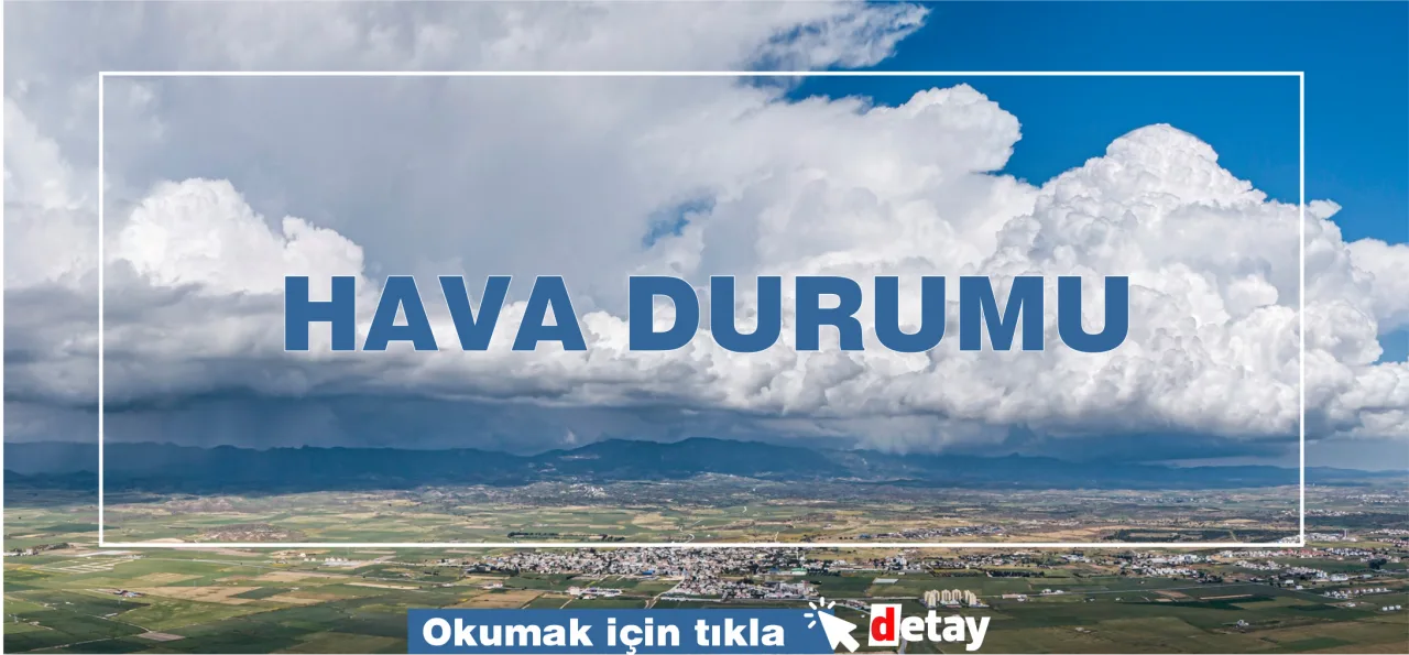 Az bulutlu gökyüzüyle açık hava görünümü