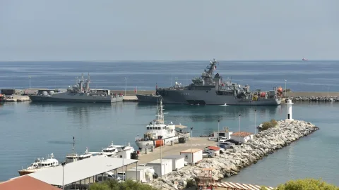 Türkiye’den gelen arama gemisi, Girne açıklarında denizde seyir halinde