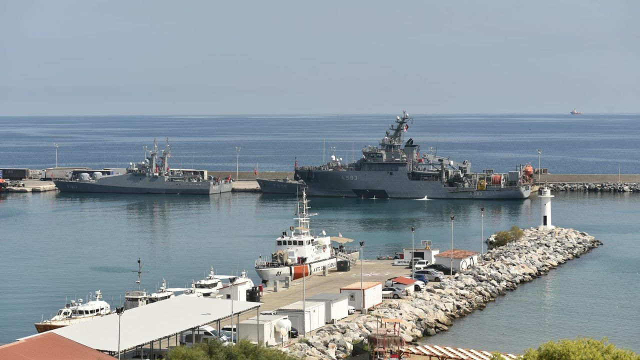 Türkiye’den gelen arama gemisi, Girne açıklarında denizde seyir halinde
