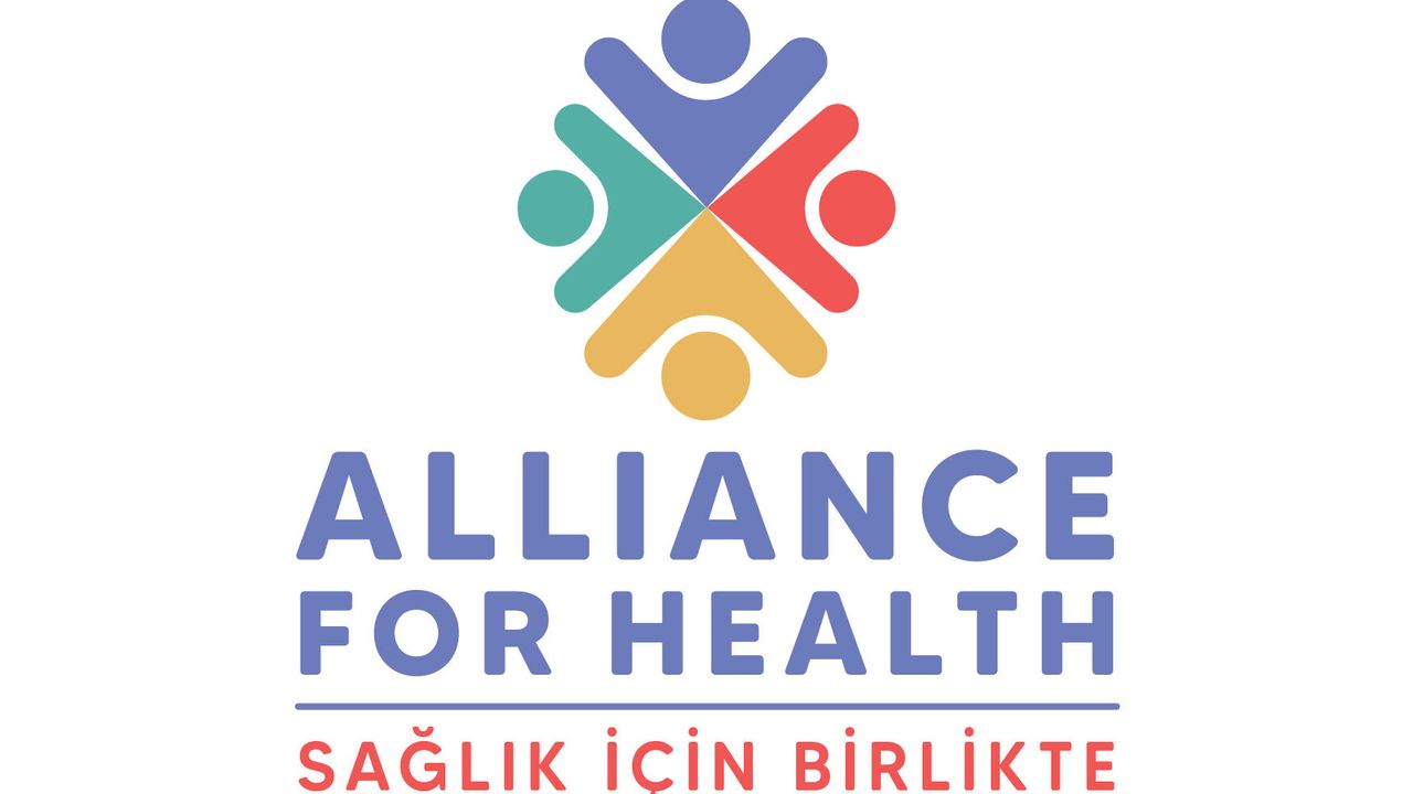 KTTB ve EHHD logoları veya temsilcileri, sağlıkta dijital dönüşüm vurgusuyla birlikte