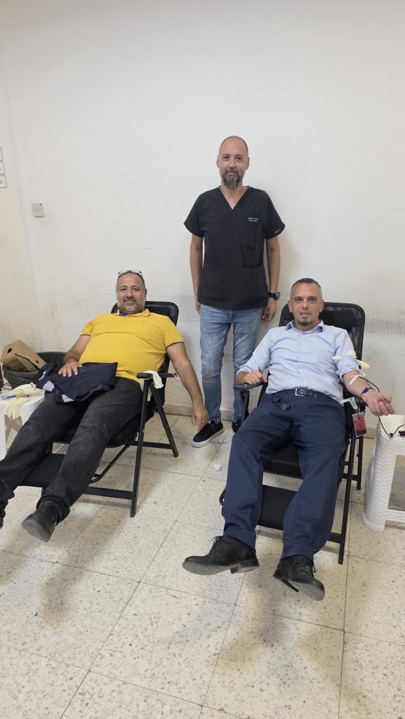Gümrük Çalışanları Sendikası üyeleri kan bağışı kampanyası düzenliyor