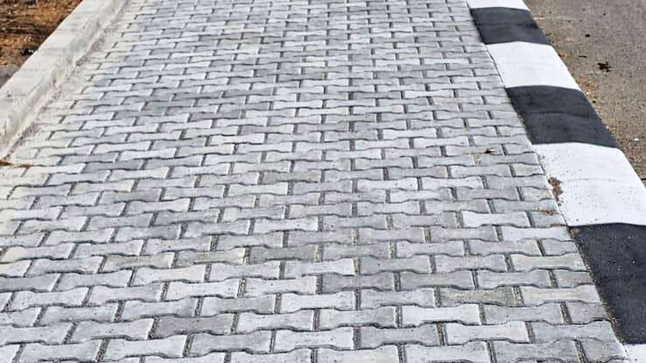 Gelincik köyünde devam eden altyapı çalışmalarını gösteren bir sahne