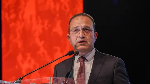 Erkut Şahali konuşuyor; başlıkta yas vurgusu ve siyasi fırsatçılıktan vazgeçilmesi çağrısı yer alıyor.