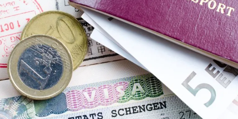 Kıbrıs sorunu ve İngiliz üsleriyle ilgili Schengen sürecine dair harita veya belge odaklı görsel