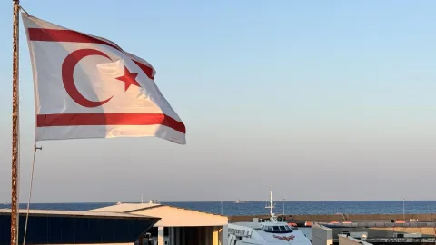 Girne'deki gemide bir kişiye ait naaşın bulunduğuna dair olay yeri veya arama kurtarma çalışması görüntüsü beklentisi