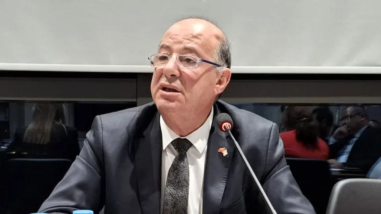 Sağlık Bakanı Dinçyürek ile Altuğra arasında sert bir konuşma anı