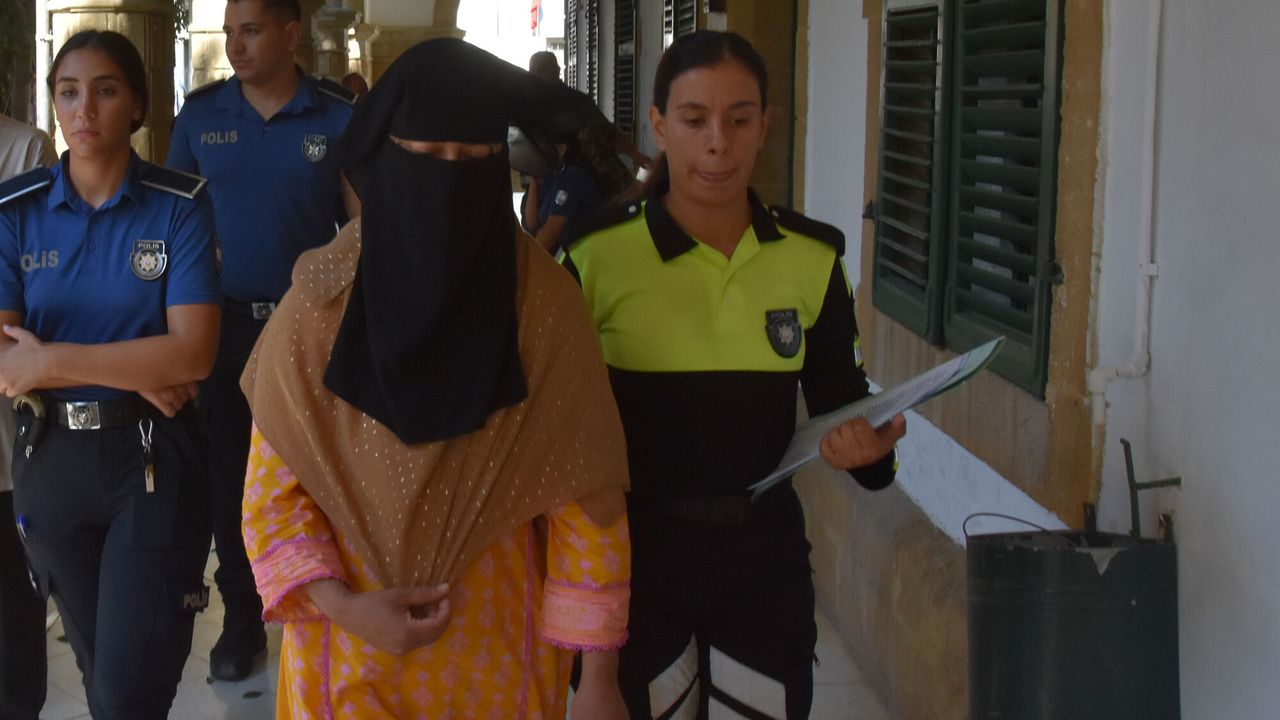 Başpınar’daki 25 dönümlük yangın davasına ilişkin duruşma salonu veya adliye girişi görüntüsü önerisi