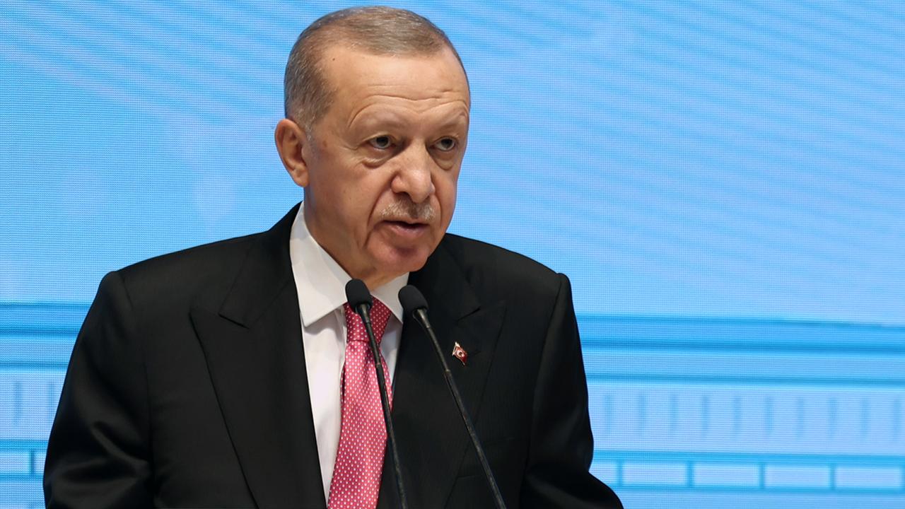 Cumhurbaşkanı Erdoğan konuşma yaparken Samsun’un sağlık üssü olacağını vurguluyor