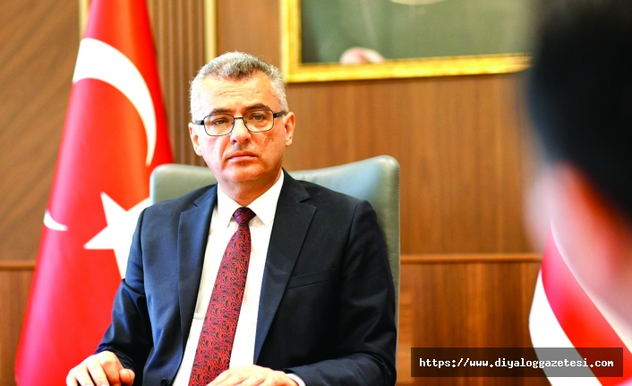 Başlıkta 'Şifreli mesaj' yazılı, başka ayrıntı belirtilmemiş