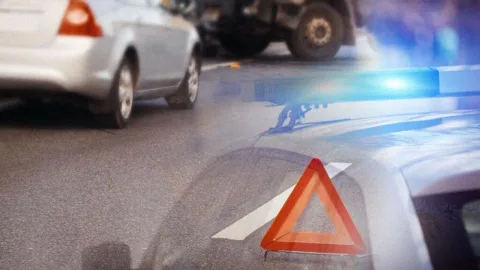Kuzey Kıbrıs’ta bir haftada 58 trafik kazası sonucu 23 yaralı olduğunu bildiren haber görseli