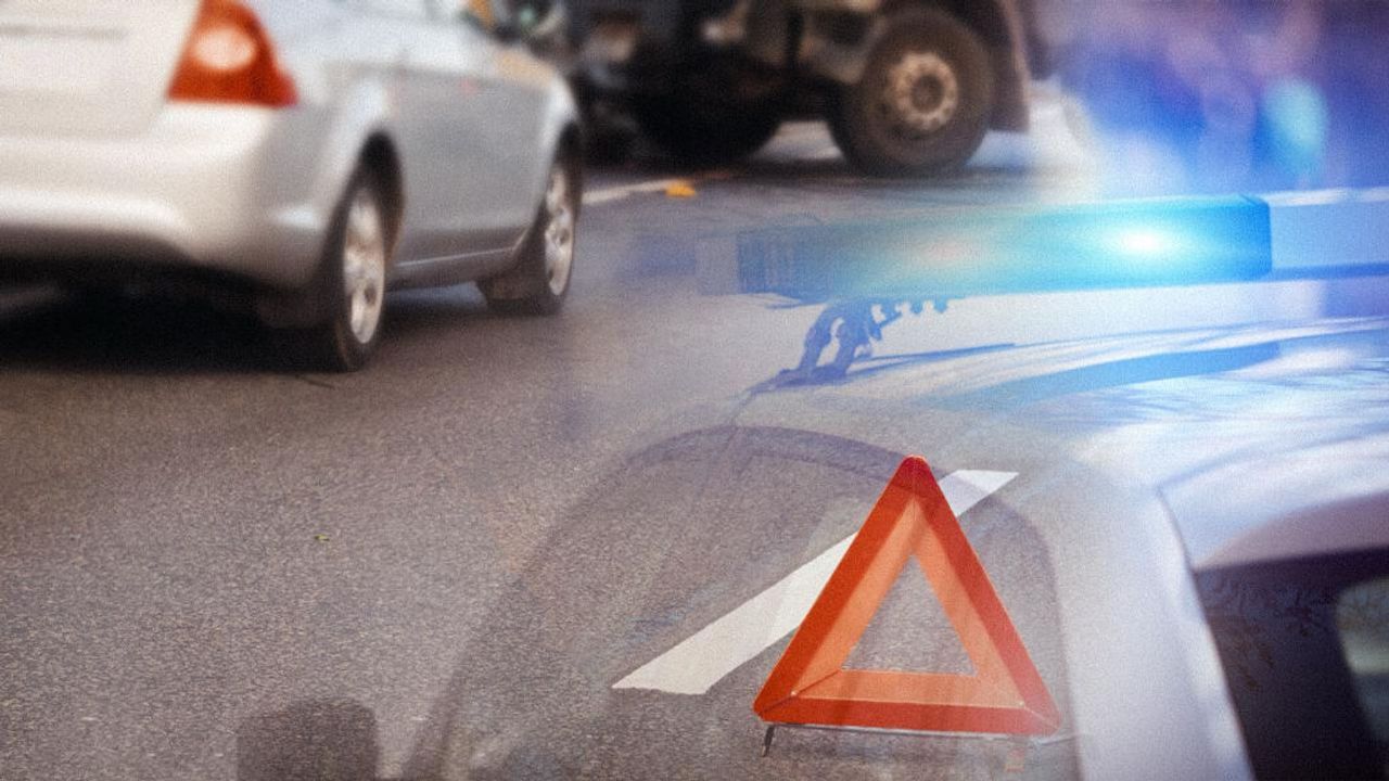 Kuzey Kıbrıs’ta bir haftada 58 trafik kazası sonucu 23 yaralı olduğunu bildiren haber görseli