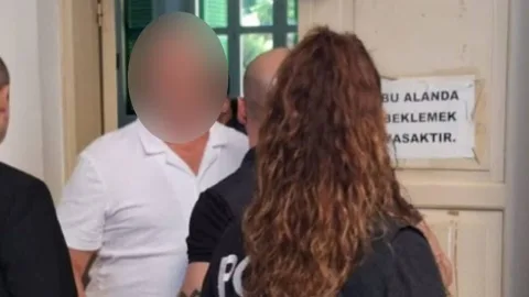 Özel okul otoparkında yaşanan şiddet olayına ilişkin görüntü