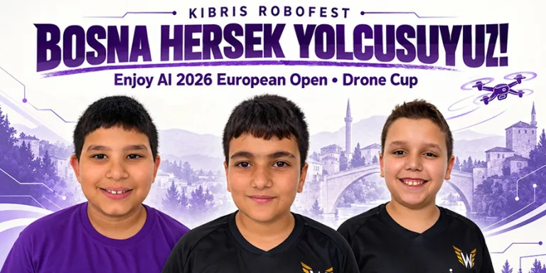 Drone Cup şampiyonları ödül töreninde, kutlama ve kupalarla birlikte