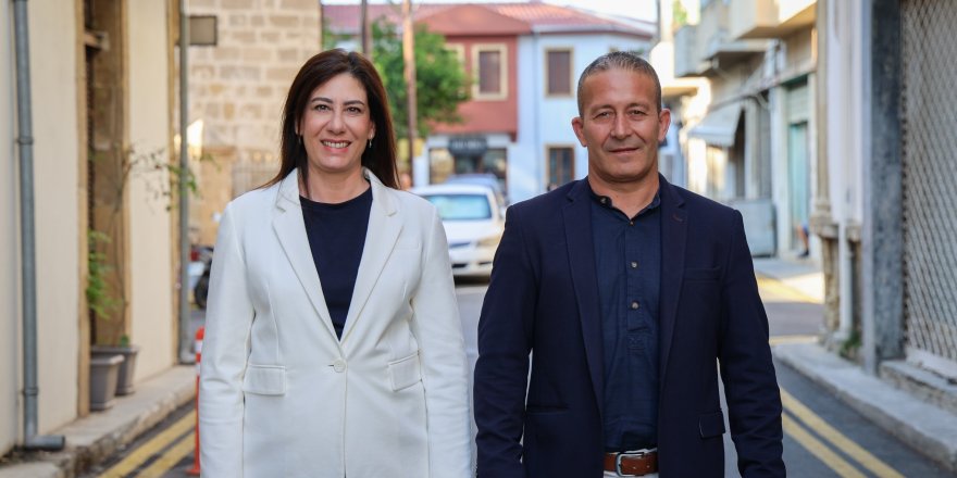 CTP üyeleri Tatlısu’da destek kararı alırken grup fotoğrafı veya toplantı sahnesi