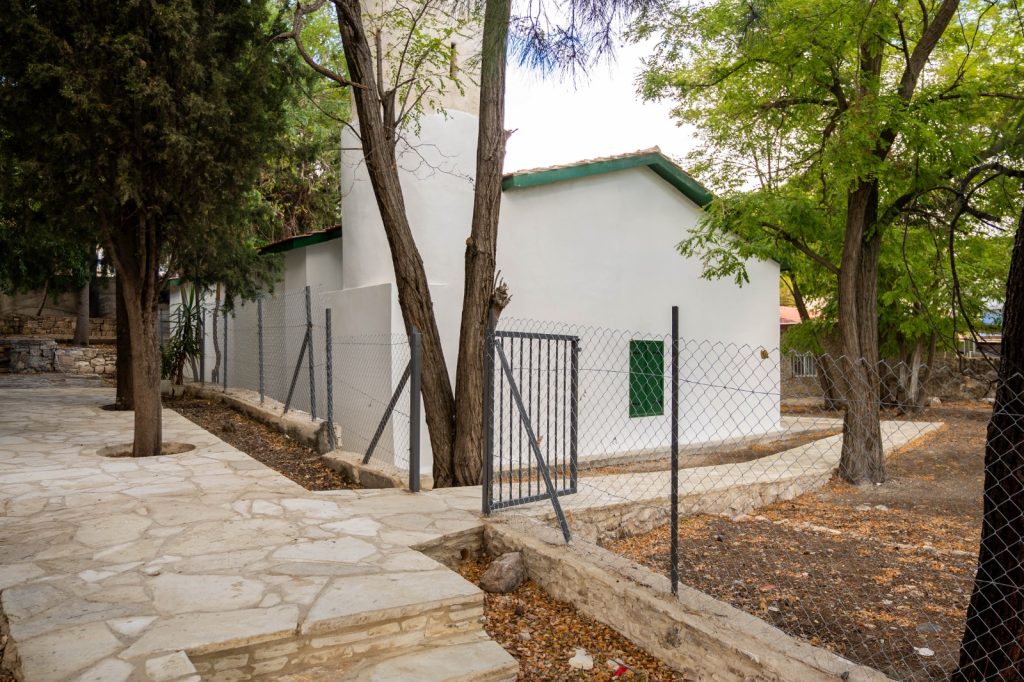 Güney Kıbrıs’taki Gilan (Ceylan) Köyü Camii’nde koruma çalışmaları tamamlandı