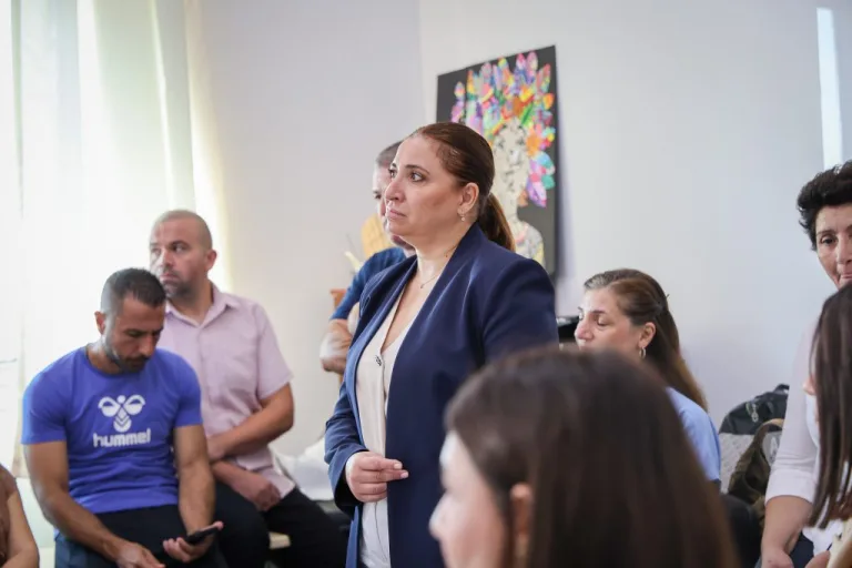 Gönyeli-Alayköy belediye başkan adayı Soyalp, Dr. Suat Günsel İlkokulu ve Alayköy İlkokulu ziyaretlerinde bulunuyor