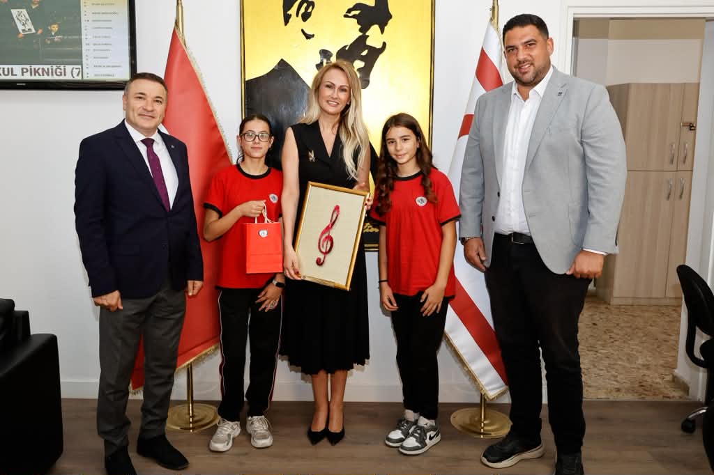 Nilden Bektaş Erhürman, engelli bireyler için okullarda yapılan düzenlemeleri inceledi