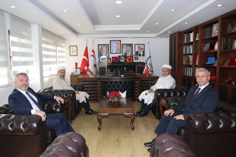 Diyanet İşleri Başkanı Arpaguş ve Din İşleri Başkanı Moral'ın ziyaret anı