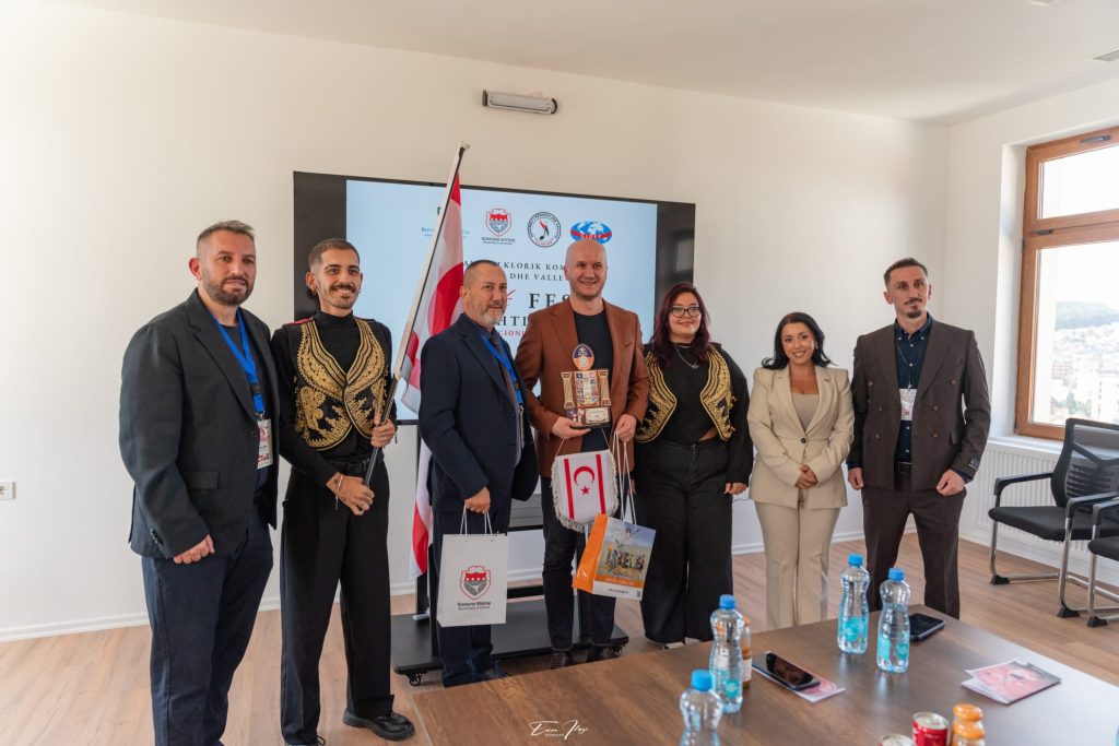İskele Belediyesi Müzik Grubu Kosova'da festivale katıldı