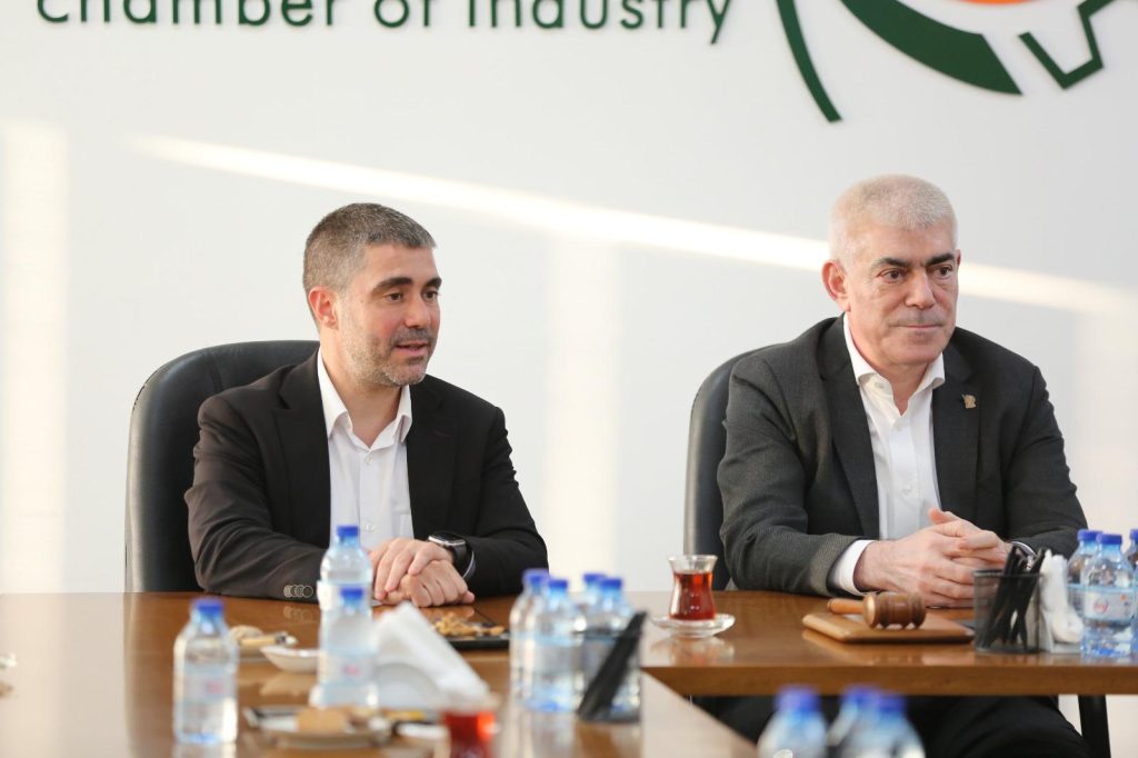 Aktunç ve heyeti, GİAD, Esnaf ve Zanaatkarlar Kooperatifi, KTOEÖS ile KTSO’yu ziyaret etti