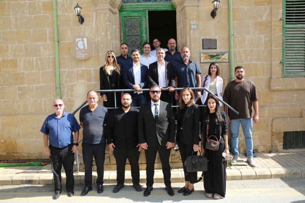 Aktunç ve heyeti, GİAD, Esnaf ve Zanaatkarlar Kooperatifi, KTOEÖS ile KTSO’yu ziyaret etti