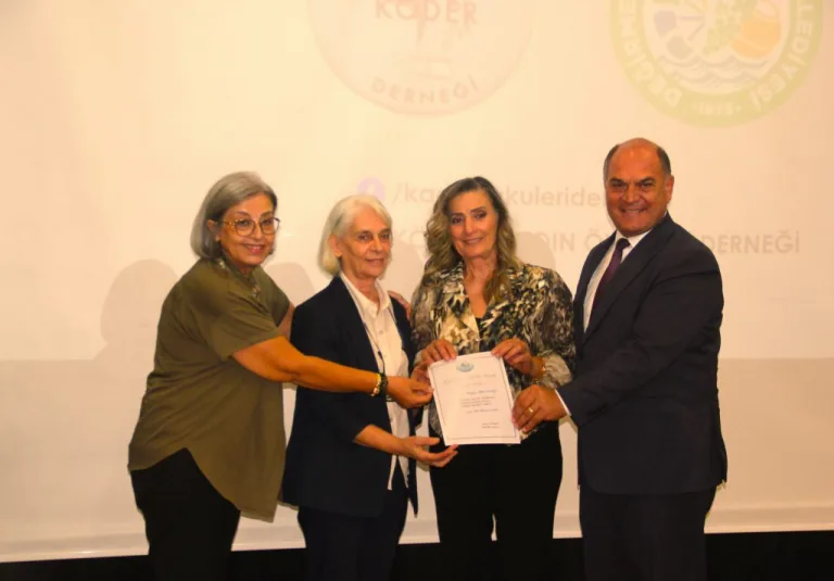 KÖDER’in Gülgün Betmezoğlu belgeselinin gösteriminden bir sahne