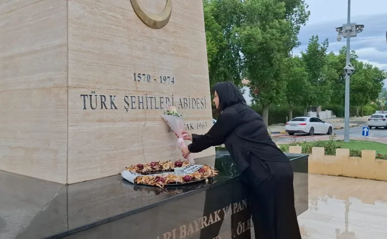 Aysan Özcezarlı, eşinin ölümünün yedinci yılıyla ilgili açıklama yaparken