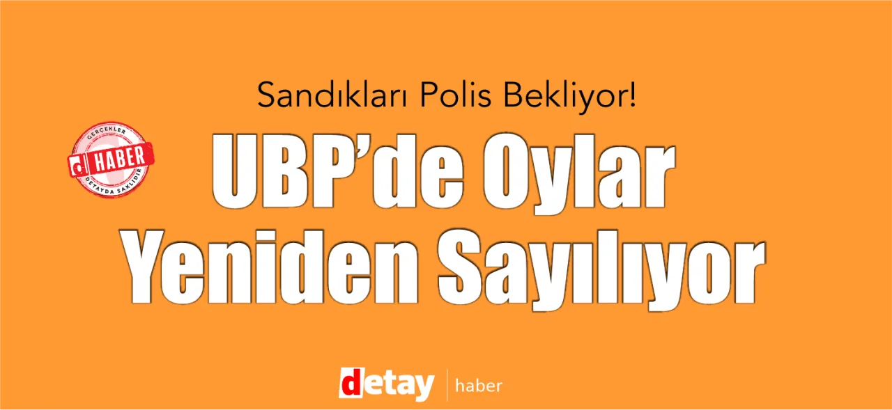 Polis ekipleri, oy sandıklarının güvenliğini sağlamak için beklerken sokakta sıra halinde duruyor