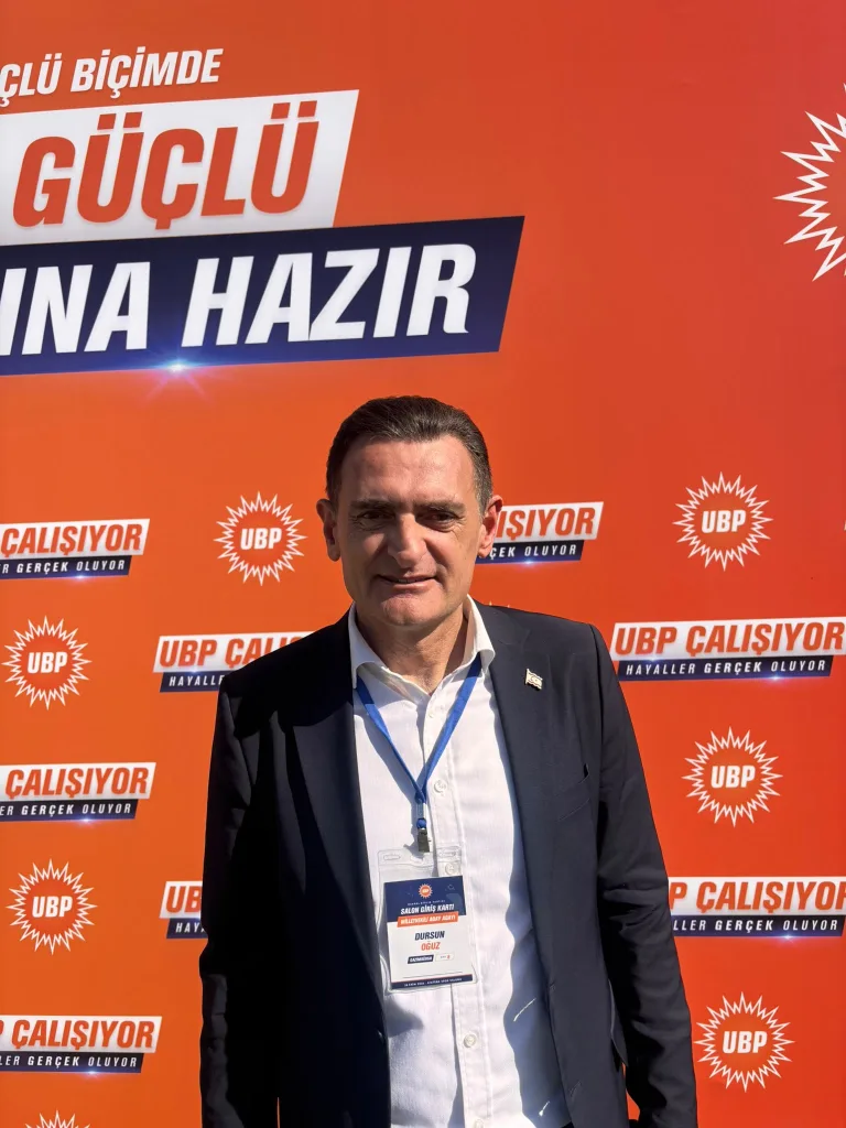 UBP üyeleri birlik ve dayanışma içinde bir arada duruyor