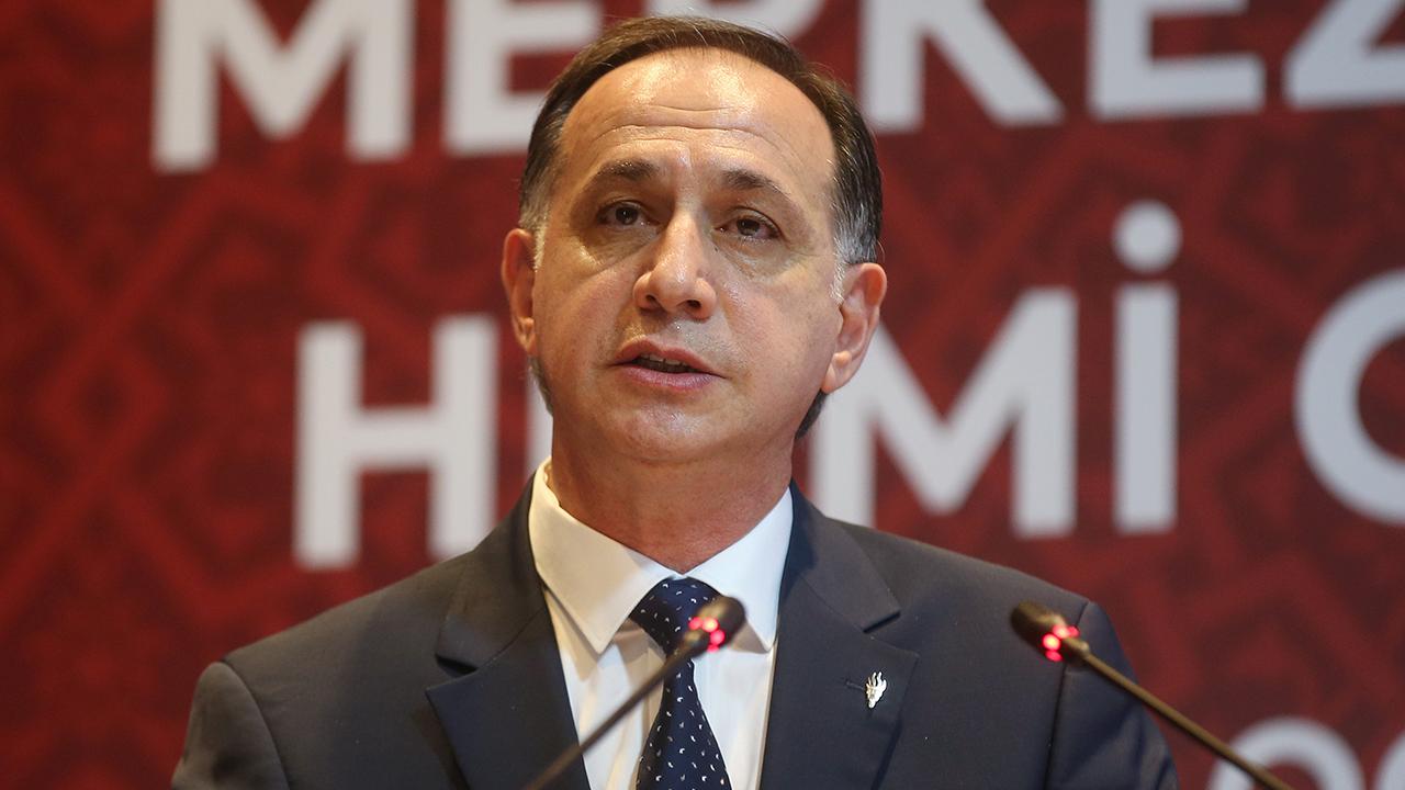 MHK Başkanı Ferhat Gündoğdu ifadesi alınırken görüntüleniyor