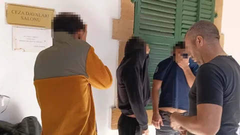 Üniversite kampüsünde yürütülen uyuşturucu operasyonu ile ilgili haber görseli