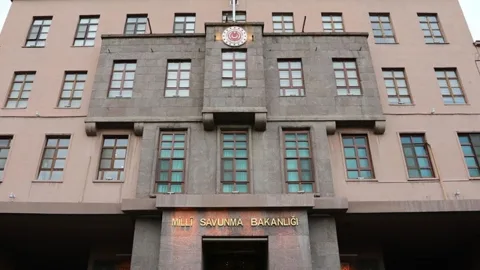 MSB logosu veya yetkililerin Ada’daki gelişmelere ilişkin açıklama metni gösteren görsel