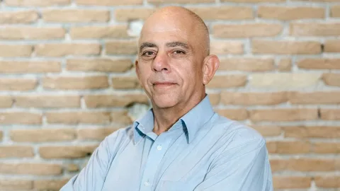Işık’ın eğitimde yeni dönemle ilgili açıklama yapan konuşmacı pozisyonu